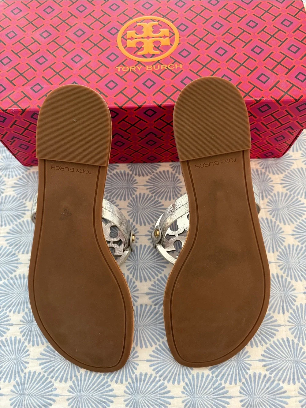 Tory Burch Silver Logo Cork Thong Sandals - Picture 4 of 7
